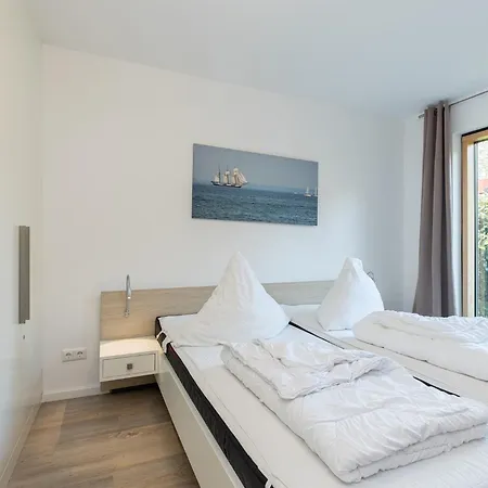 Holiday home Haus Hanseatenweg 7 Lensterstrand